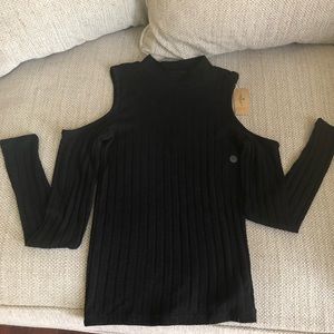 American Eagle Cold Shoulder Top.